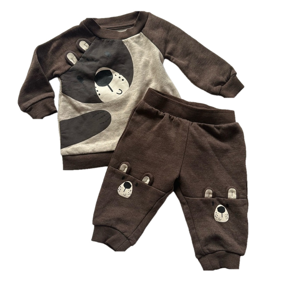 4/20$ Baby bear matching set size 3-6 months